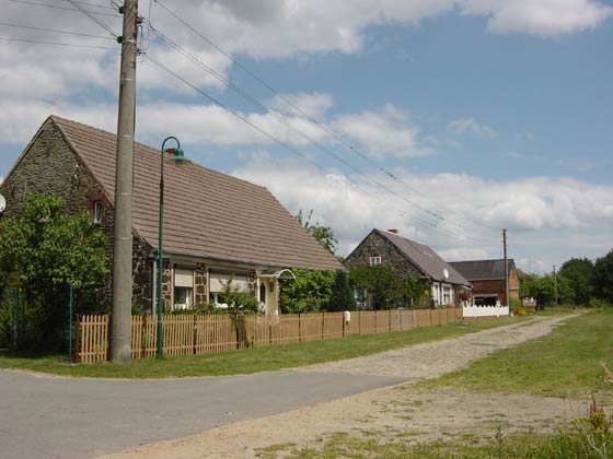 Picture of stone houses on Bauerkuhler Strae in Brunow