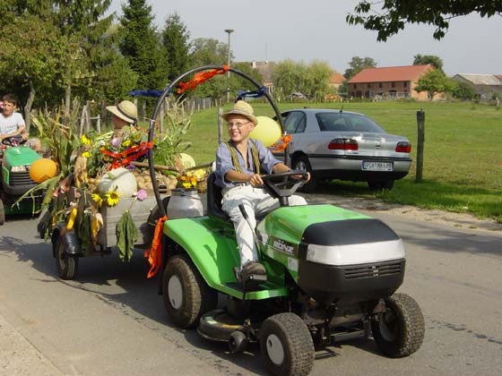 Picture of Erntefest procession