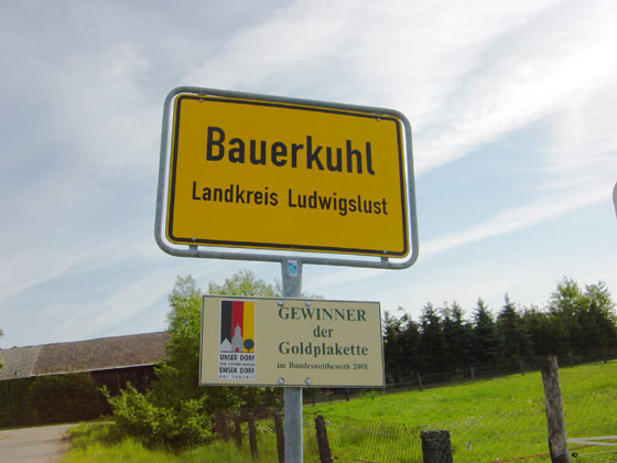 Picture of Bauerkuhl village sign