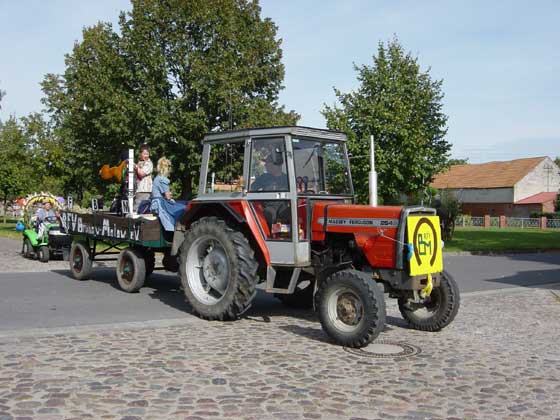 Picture of Erntefest procession 2004