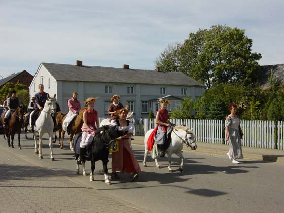 Picture of Erntefest 2004 procession