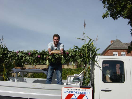 Picture of Erntefest 2004 procession