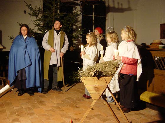 Picture of Christmas Eve Performance 2004