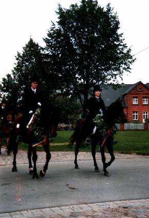 Picture of equestrians in Harvest Festival parade