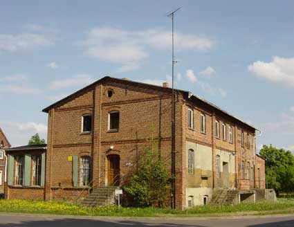 Picture of old dairy at Brunow (Spring 2003)