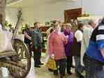 Picture of line of customers at the opening of the Brunower Bauernmarkt - Spring 2005