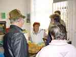 Picture customers checking out opening of the Brunower Bauernmarkt - Spring 2005