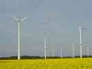 Picture of wind turbines from the road from Brunow to Kl